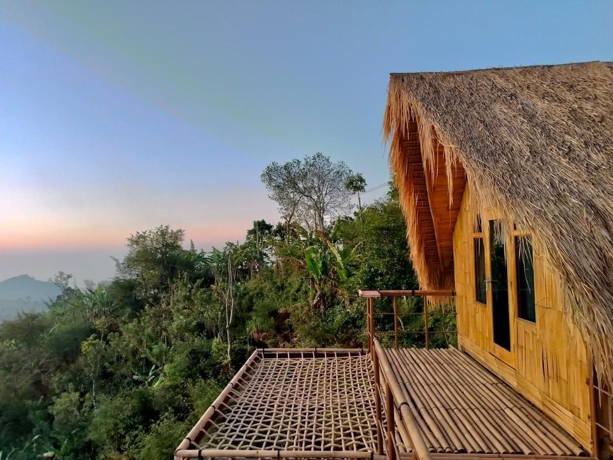 Wanagiri Sunset Glamping Hotell Gitgit Exteriör bild