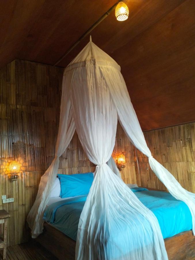 Wanagiri Sunset Glamping Hotell Gitgit Exteriör bild