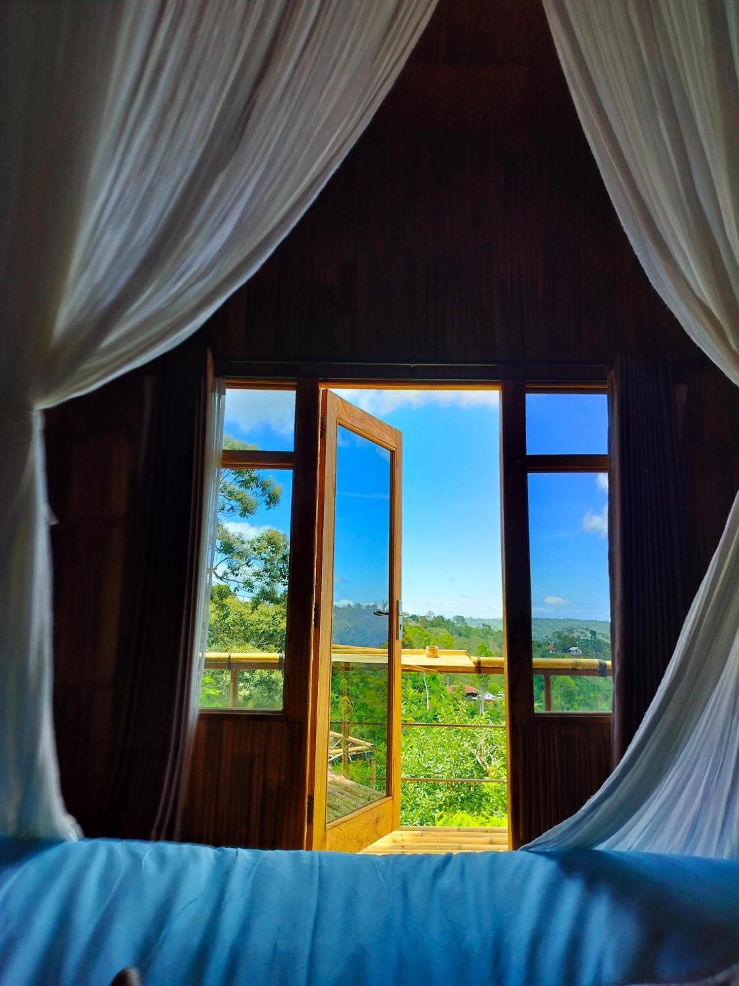 Wanagiri Sunset Glamping Hotell Gitgit Exteriör bild